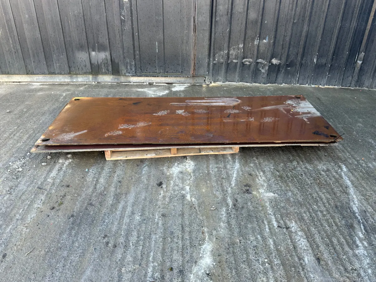 4 Road Plates - Image 1