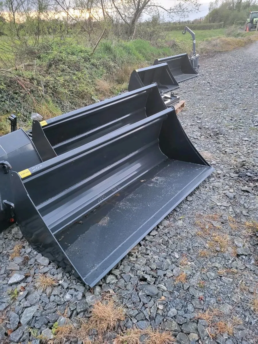 Intertech buckets - Image 1