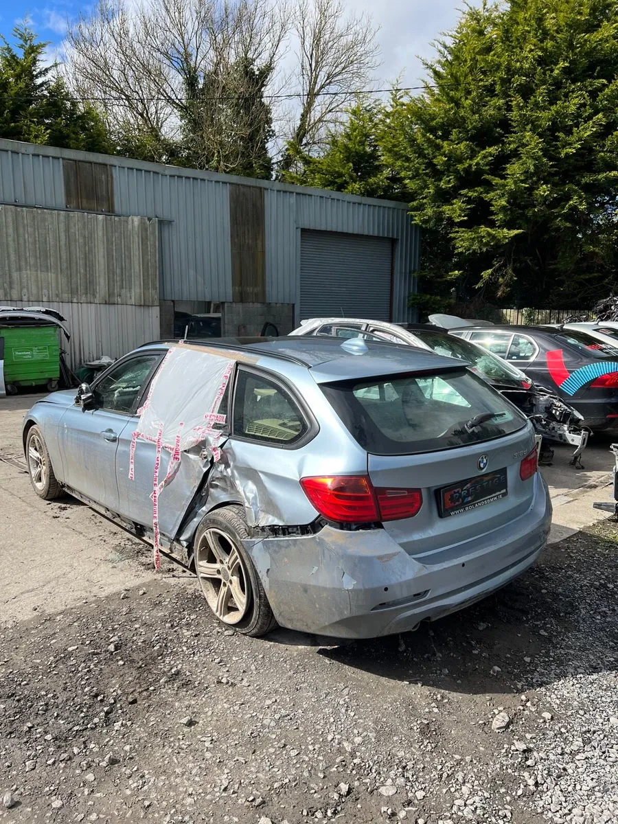 Breaking bmw 318d 2013 f31 estate b40 - Image 4