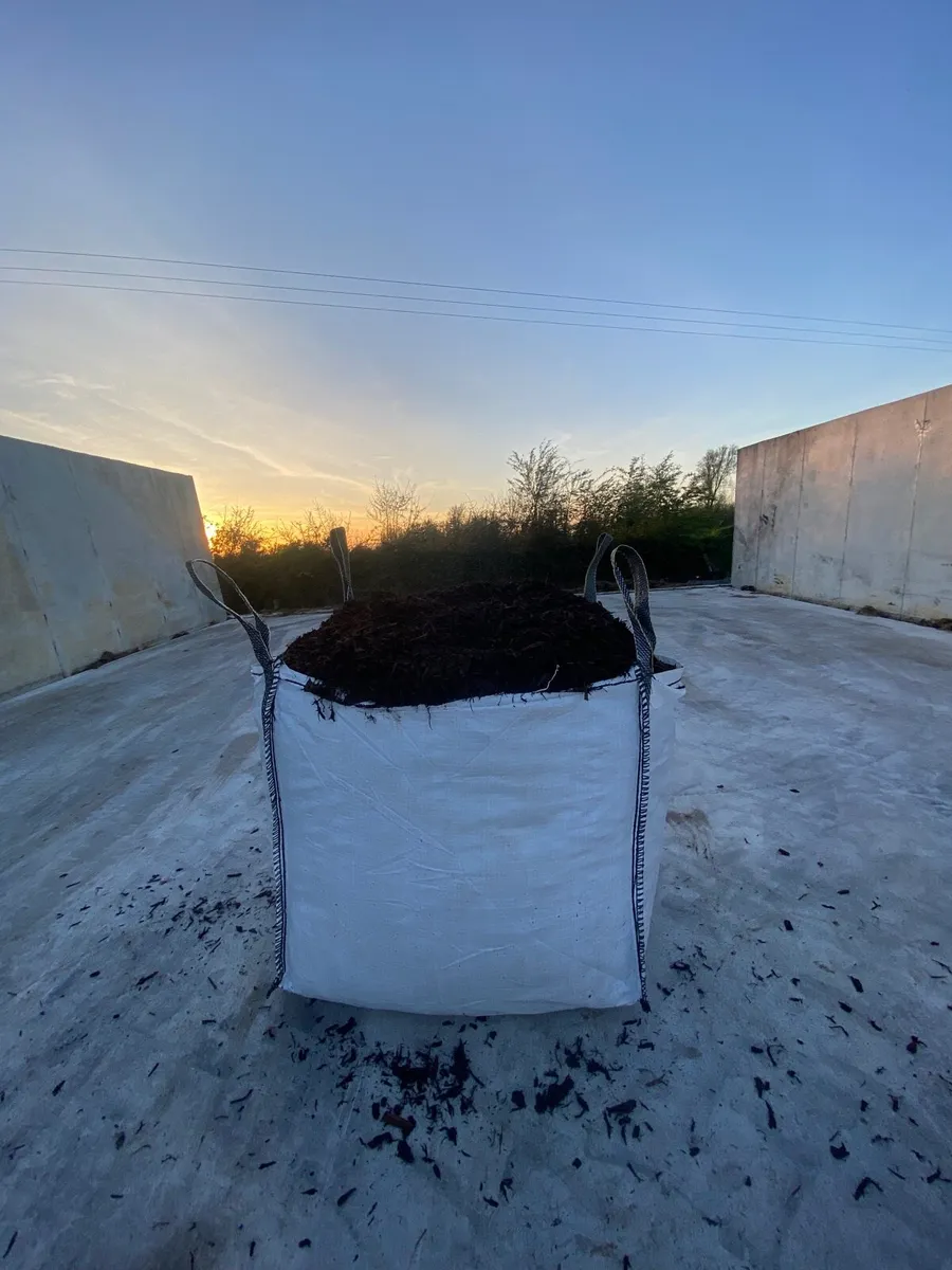 Bark mulch - Image 1