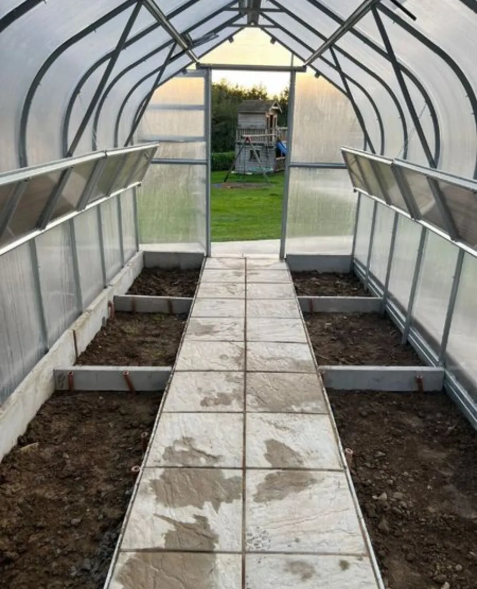 Raindrop shape Polycarbonate  greenhouse - Image 3