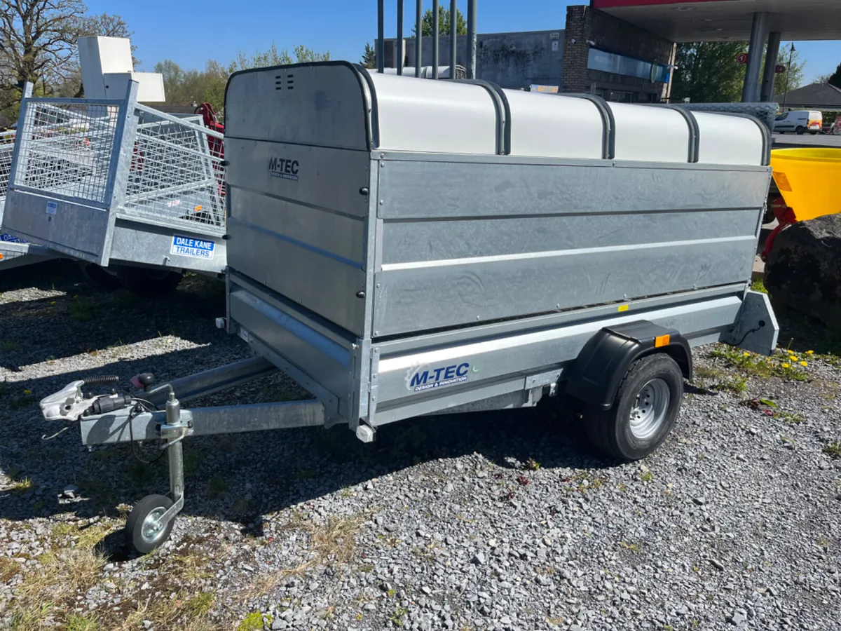 Mtech single axle livestock trailer used once - Image 2
