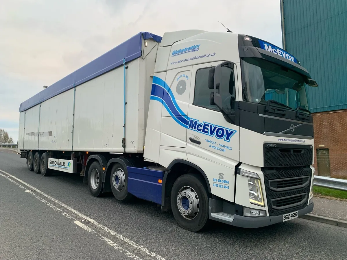 Kiln Dried White Sawdust in Bulk Delivered - Image 2