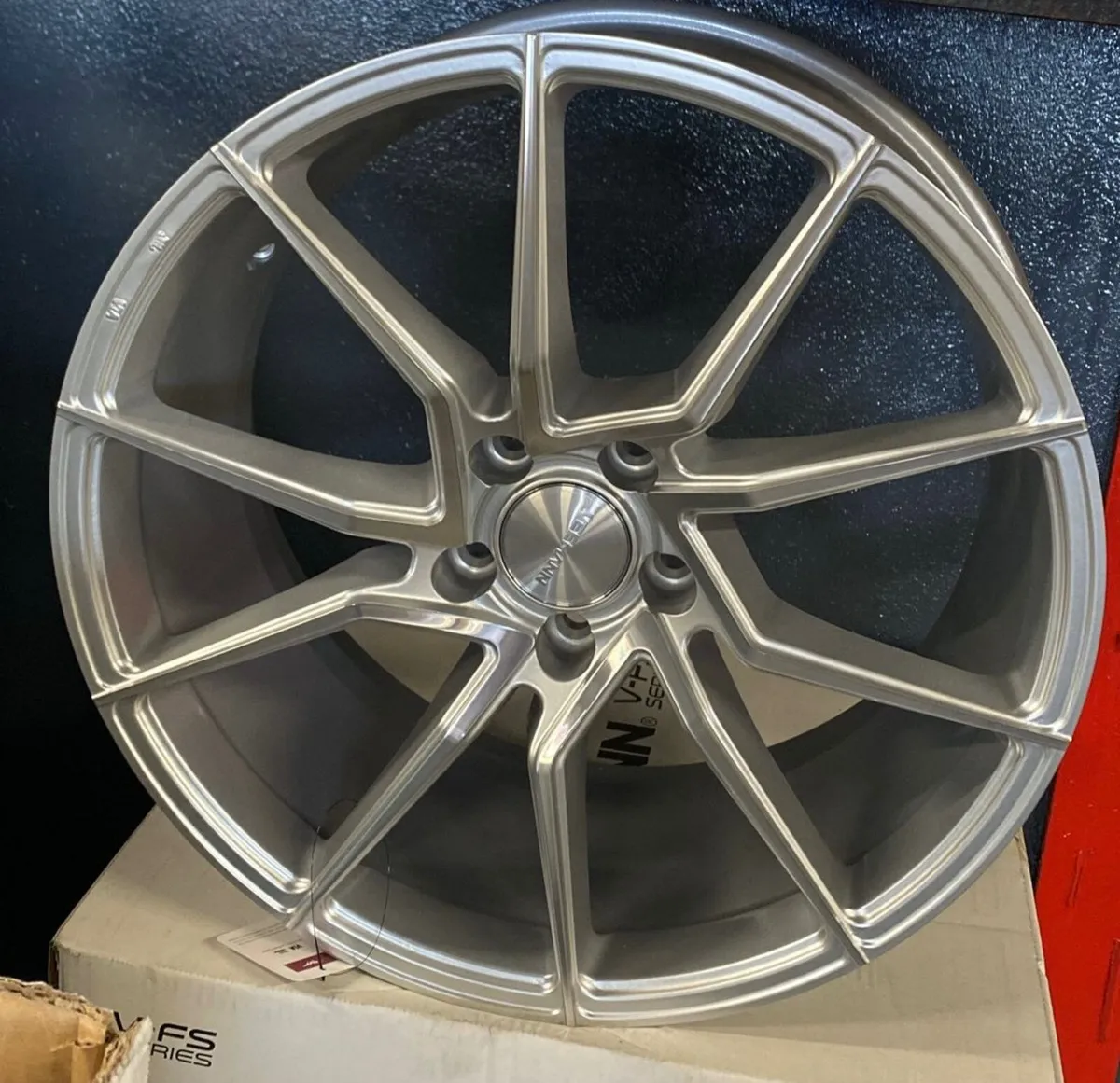 19” veemann 8.5 5x112 vfs44 silver  alloys & tyres