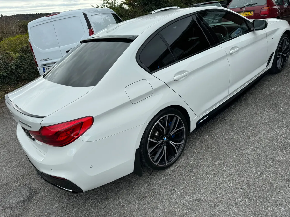 BMW g30 roof spoiler gloss black. - Image 2