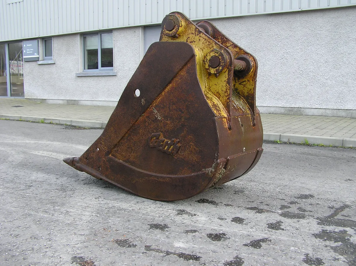 Geith 2ft 6ins Digging Bucket - Image 4