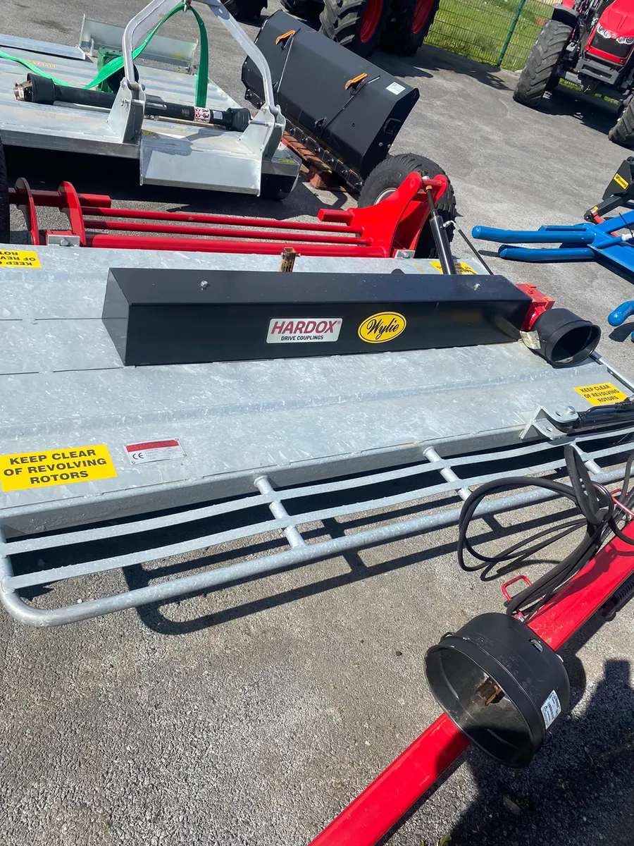 Wylie 8" topper - Image 3