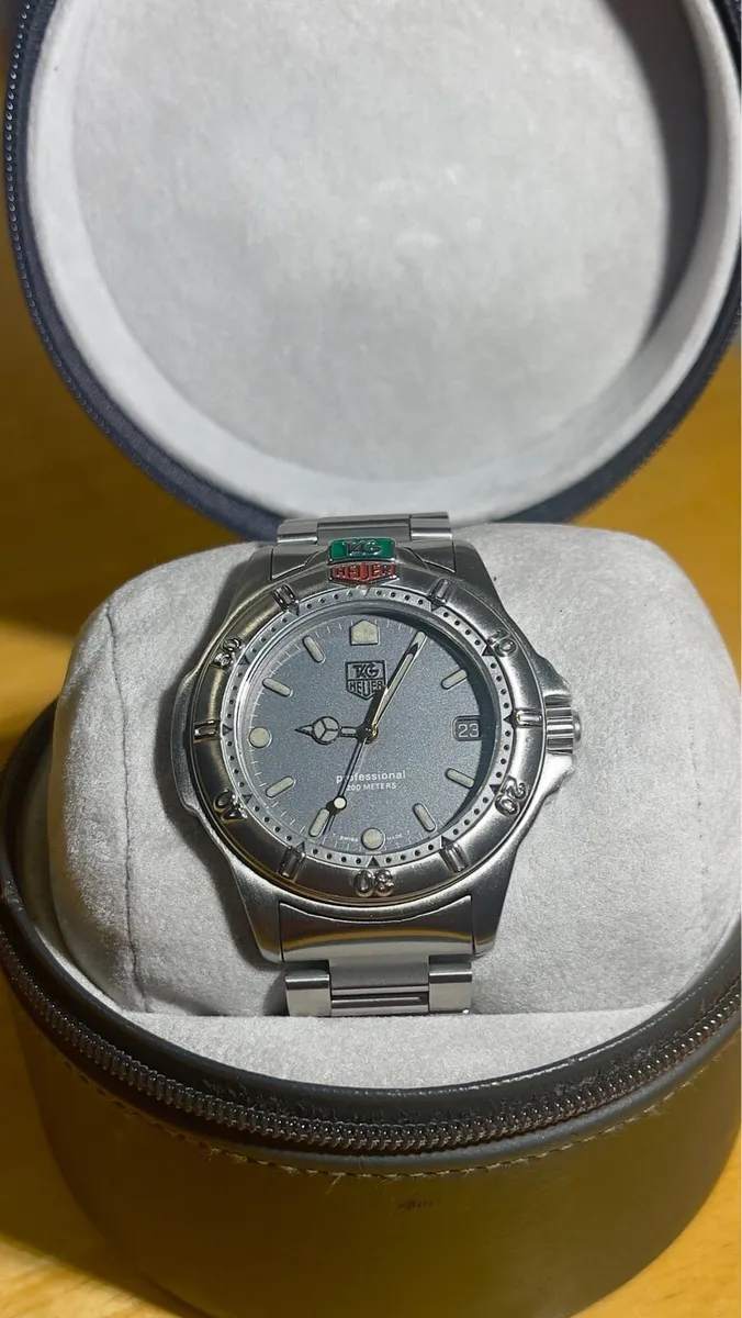 Watch stolen - Tag Heuer Pro 4000 series - Image 2