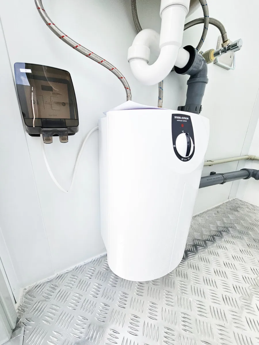 5ft Grey Toilet Block - Image 4