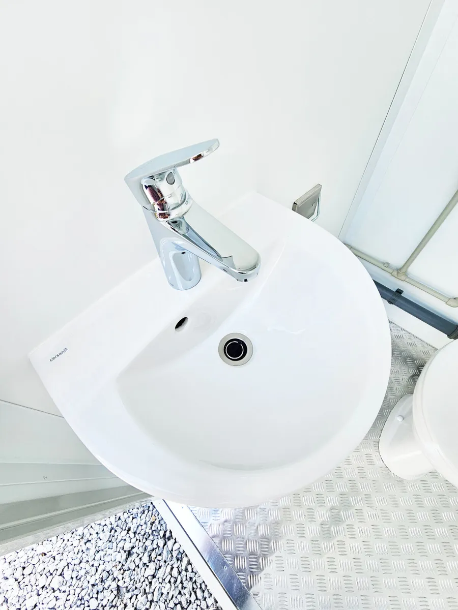 Mobile Toilet - Image 4