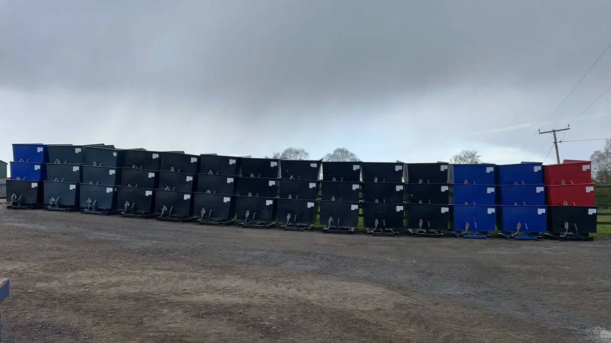 Tipping Skips (NEW) - Image 3