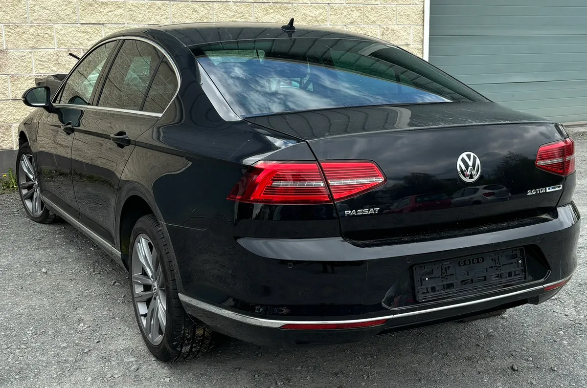 VW PASSATS FOR BREAKING - Image 3