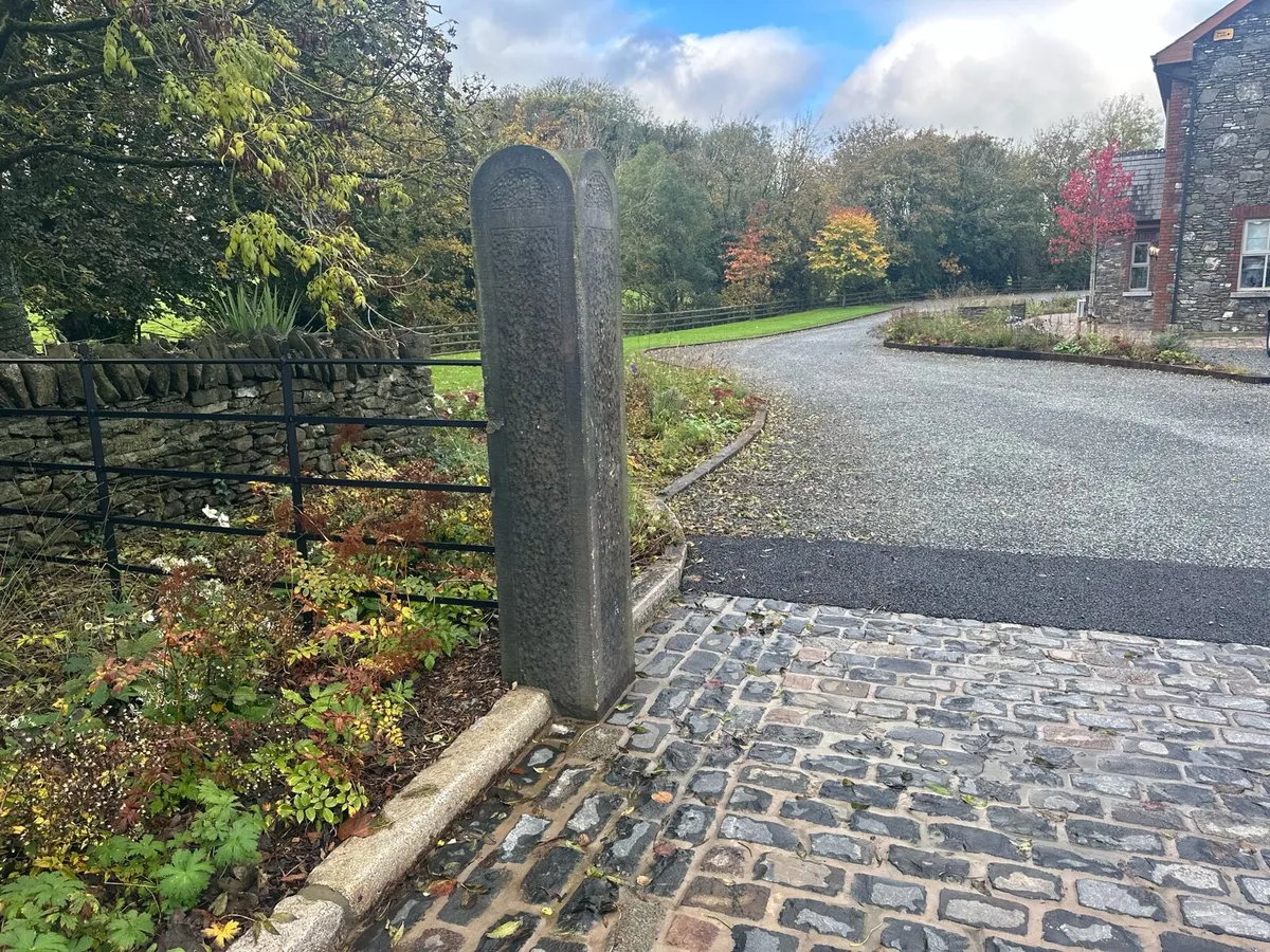 RECLAIMED COBBLES - Image 1