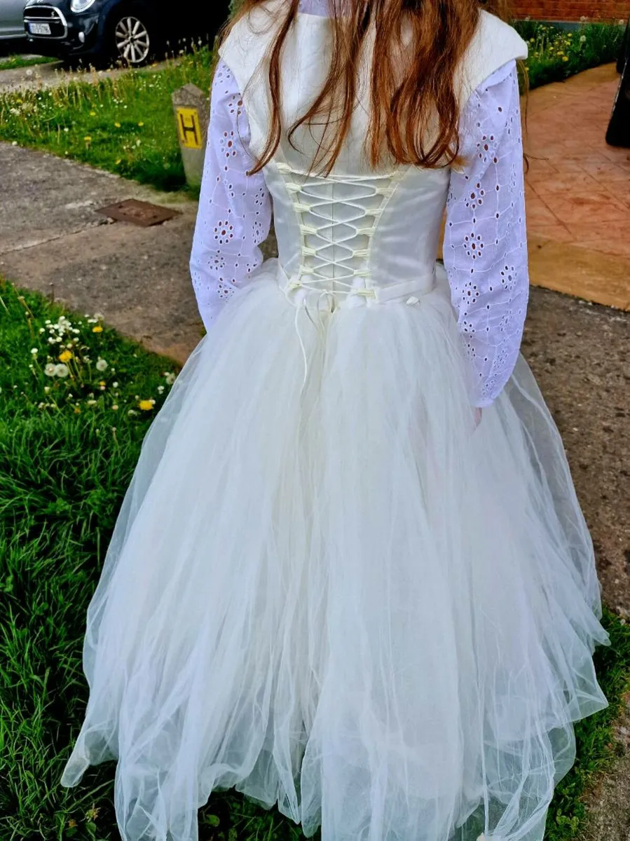 Communion dress age around 8 - 9 - Image 2