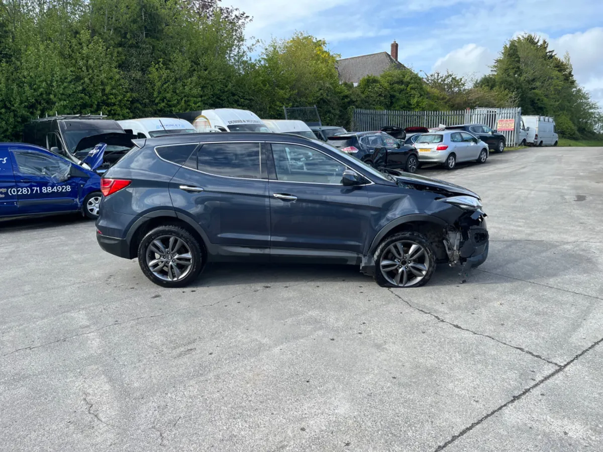 2014 Hyundai Santa-Fe 2.2 CRDi premium - Image 3