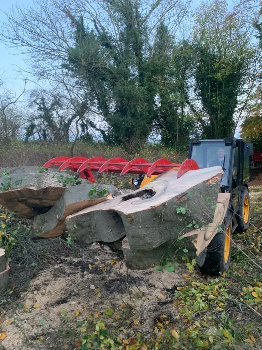 Up to 60% Grant Aid with TAMS 3 ! Bucket Grab - Image 4