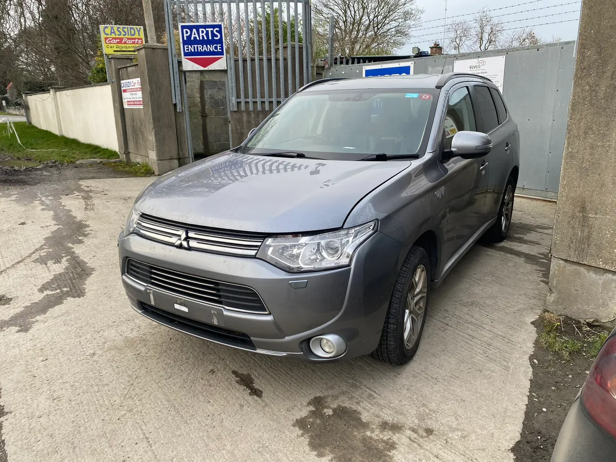 For Parts 2014 Mitsubishi Outlander  hybrid - Image 2