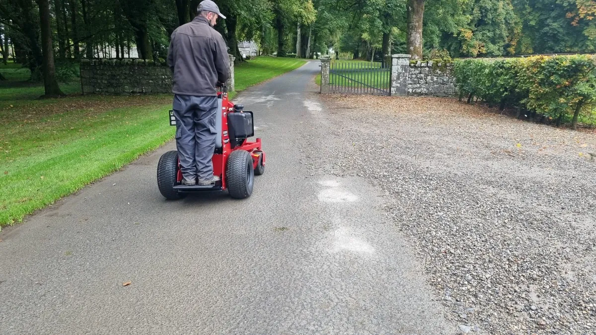 Ferris Zero Turn Mowers - Image 4