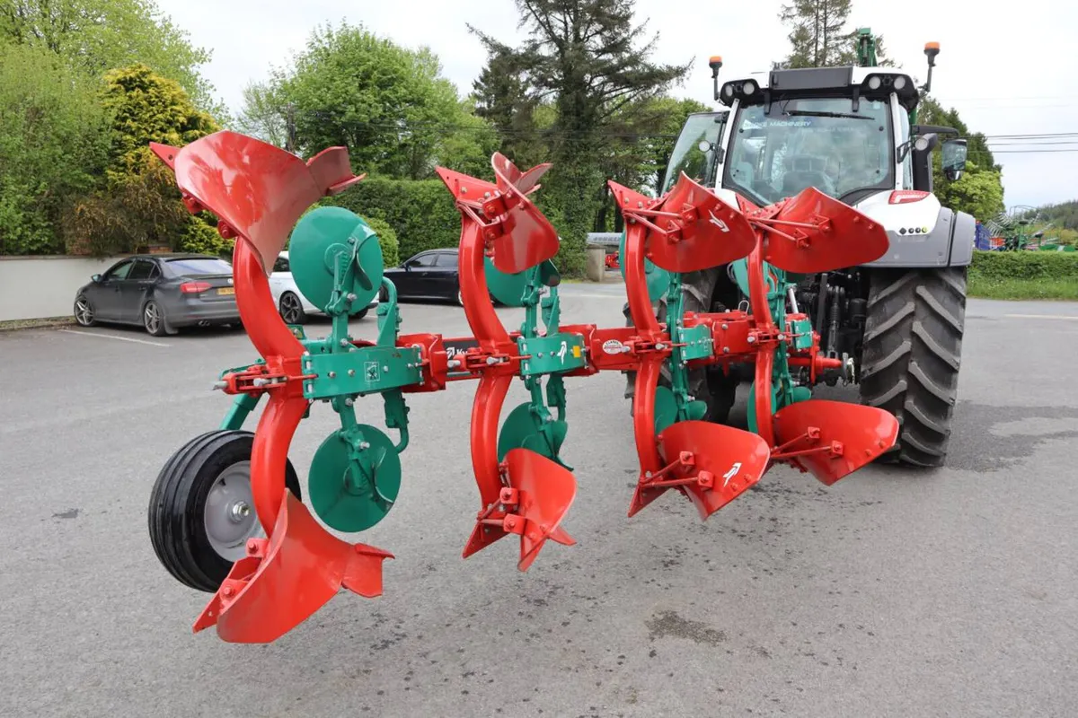 Kverneland ED 4 Furrow Plough - Image 2