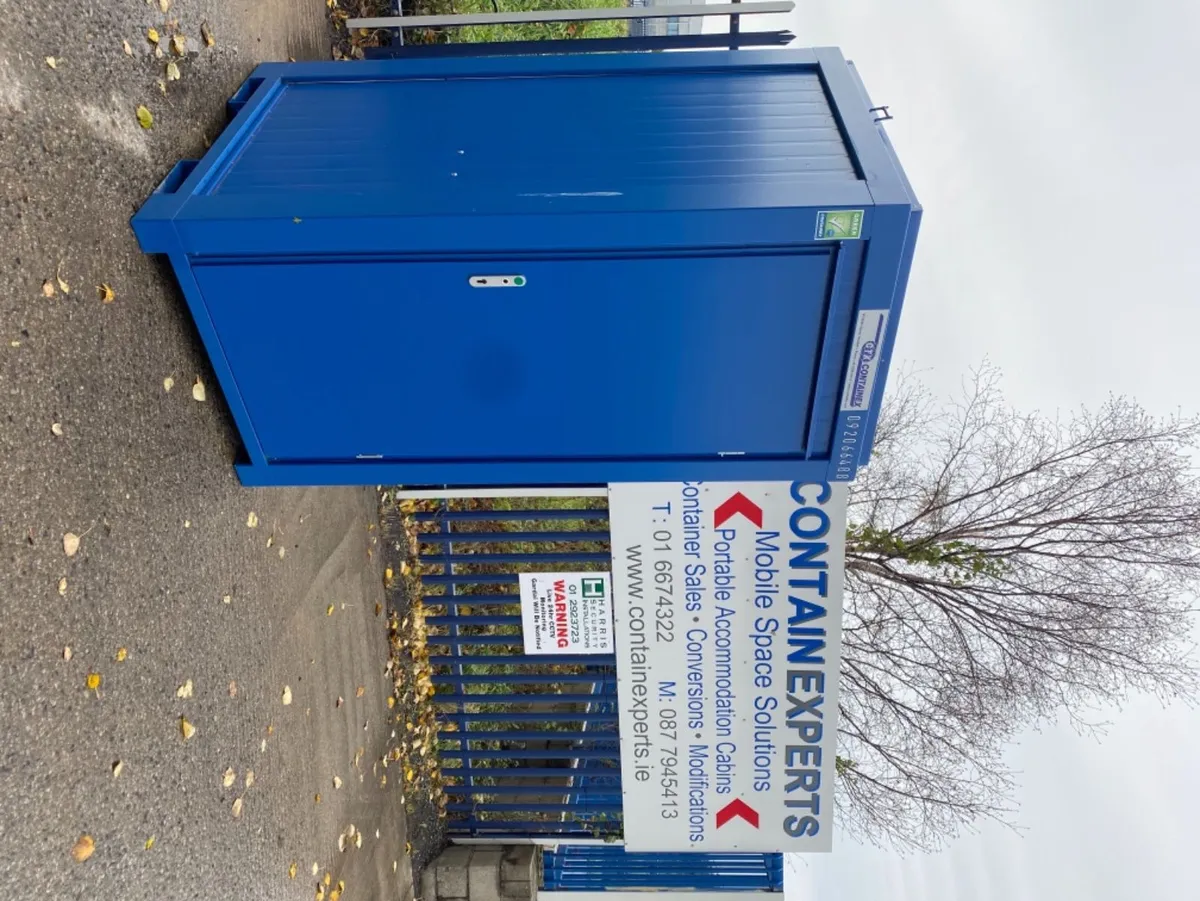 Toilet Units - Image 3