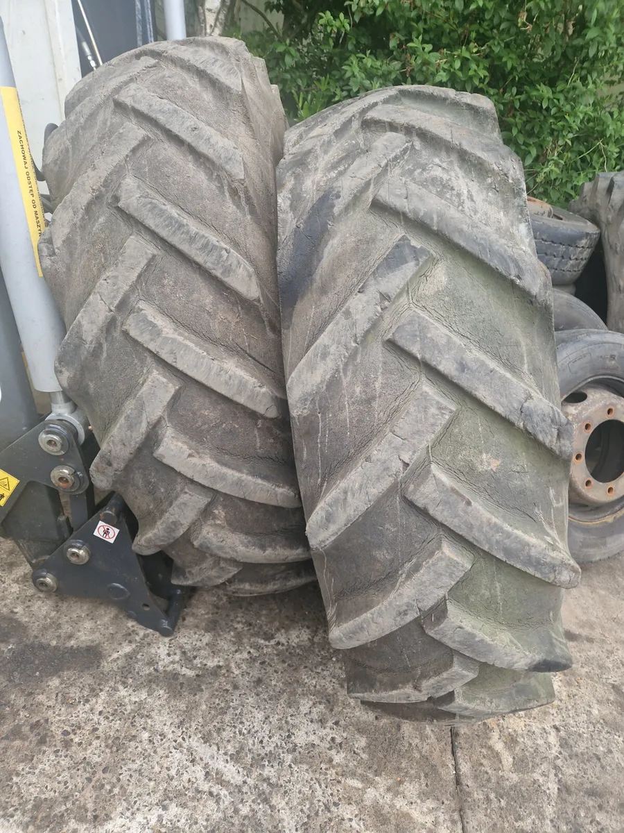 Wheels and tyres - Image 1