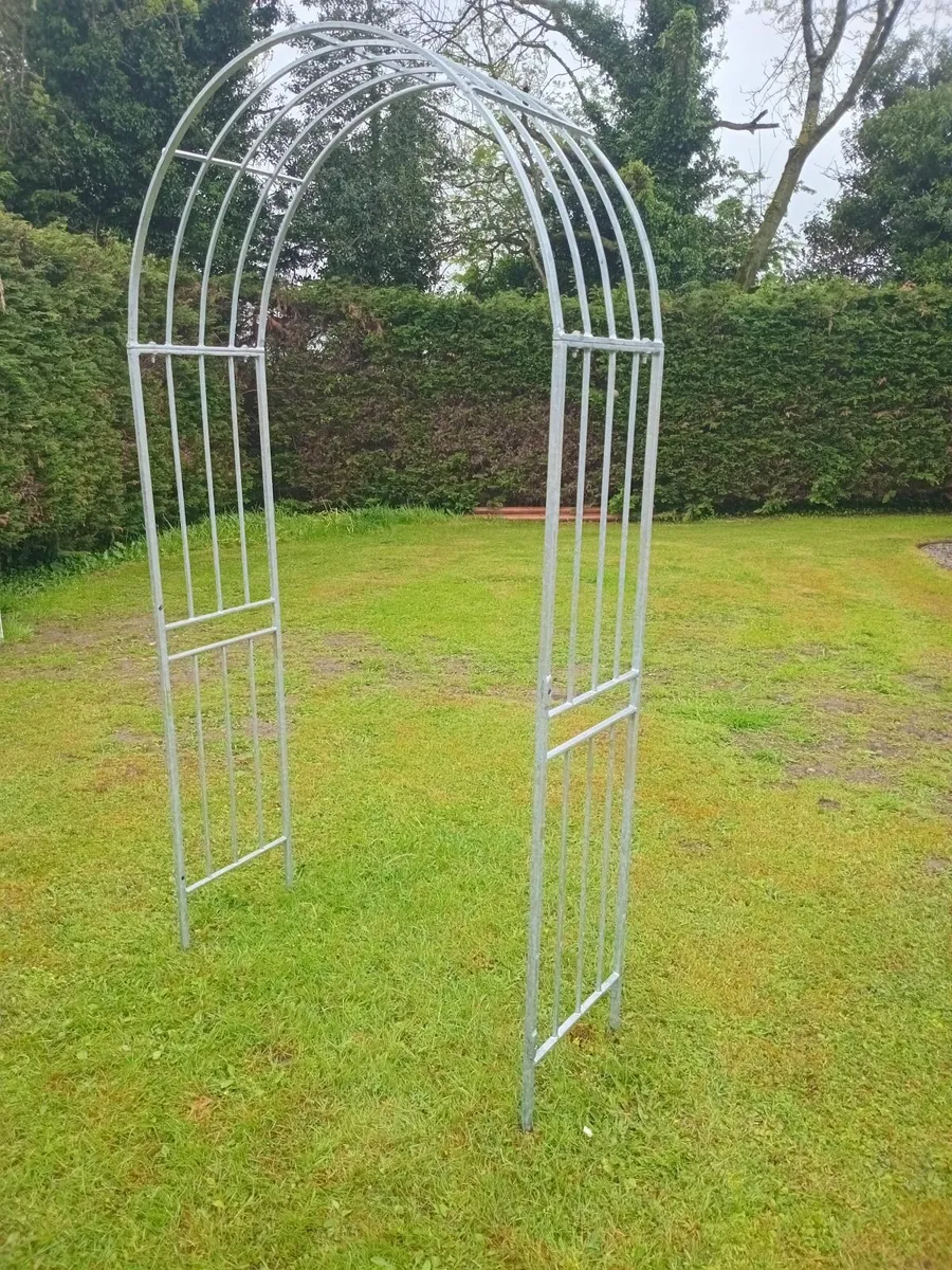 Garden Arches - Image 4