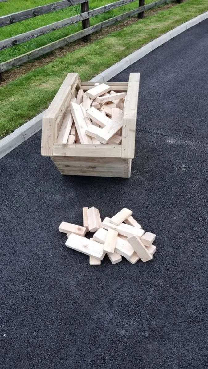 Kids Wooden Play Skip with Building Blocks - Image 3