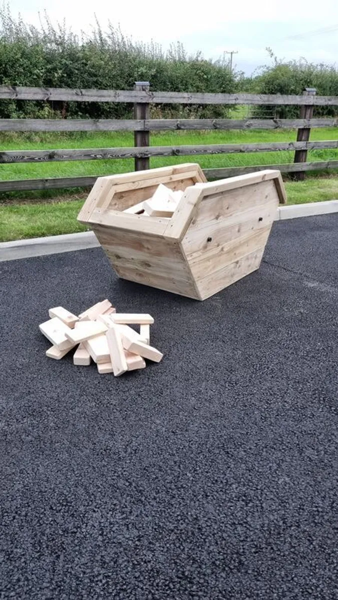 Kids Wooden Play Skip with Building Blocks - Image 4