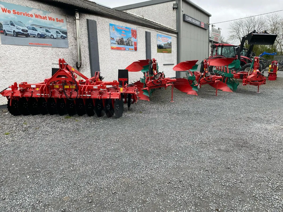 ✨✨Kverneland Ploughs Ready to Go!!!✨✨ - Image 3