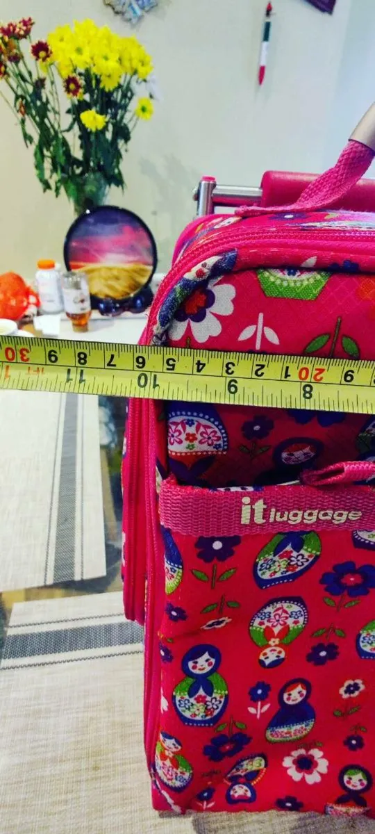 Carry-on luggage for child - Image 3