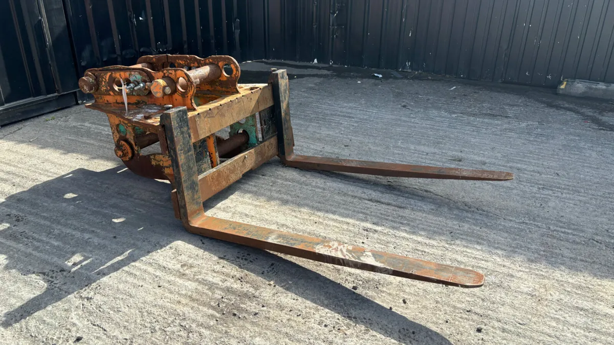 Pallet Forks suit 65mm or 80mm Pins - Image 3