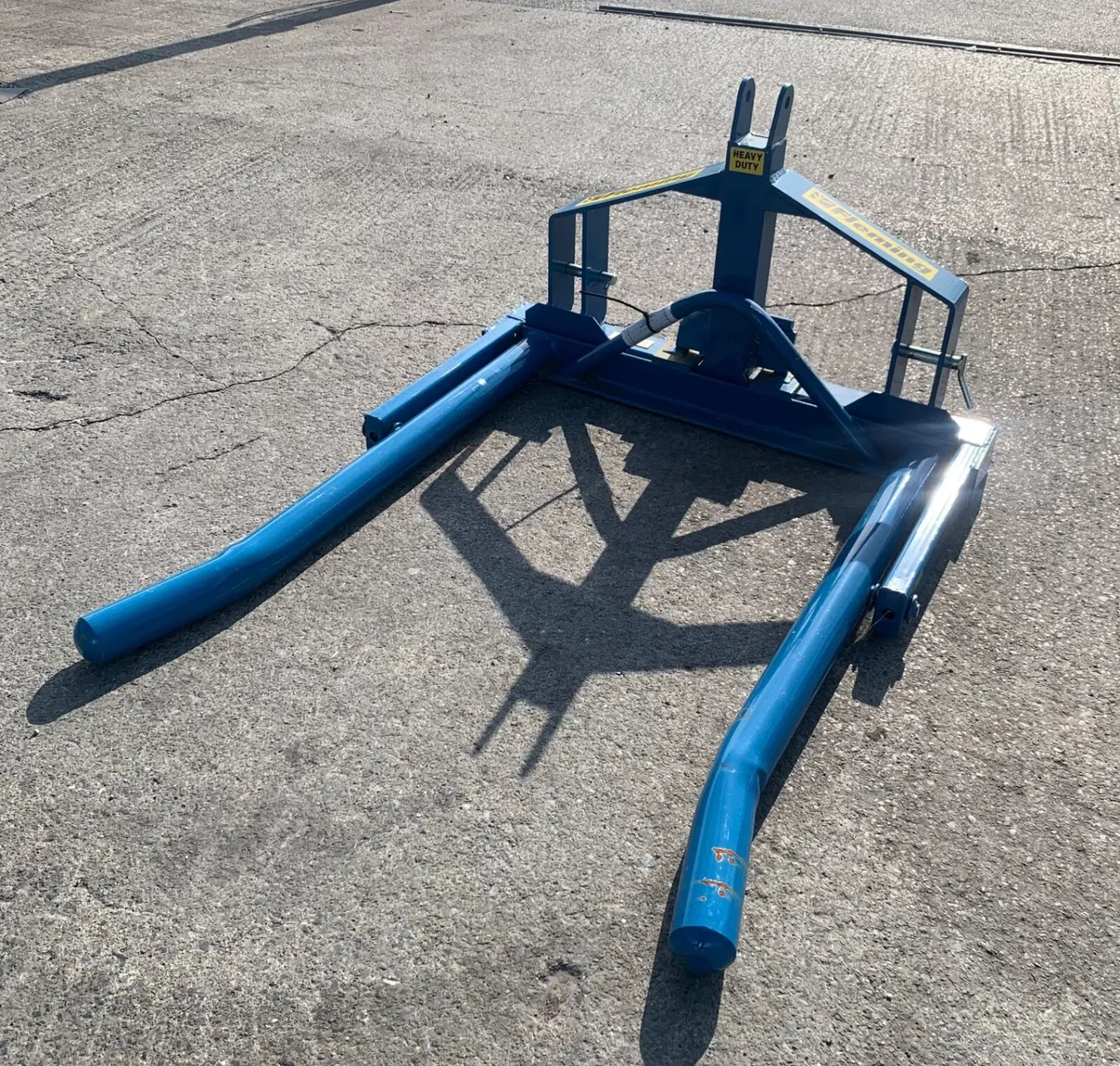 Single Rear Fleming Bale Tipper - Image 1