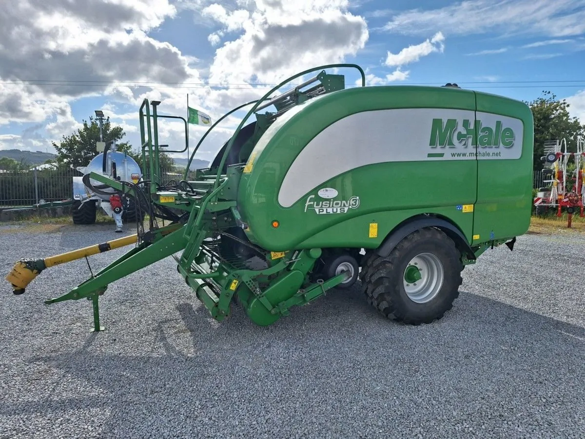 2019 MCHALE FUSION 3 PLUS 51,000 BALES - Image 2
