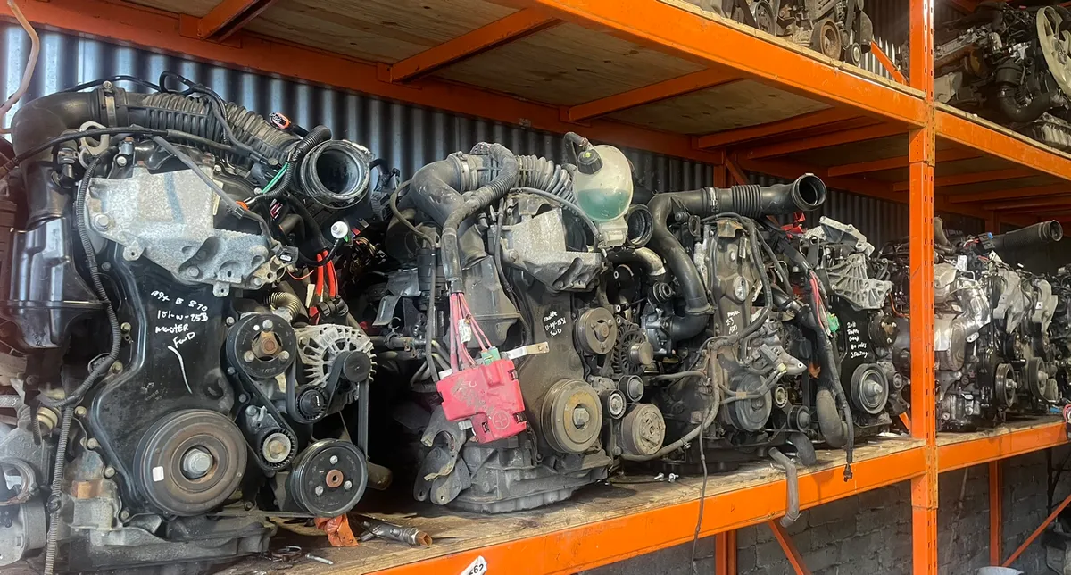 2014 + Renault traffic 1.6 dci engines for sale