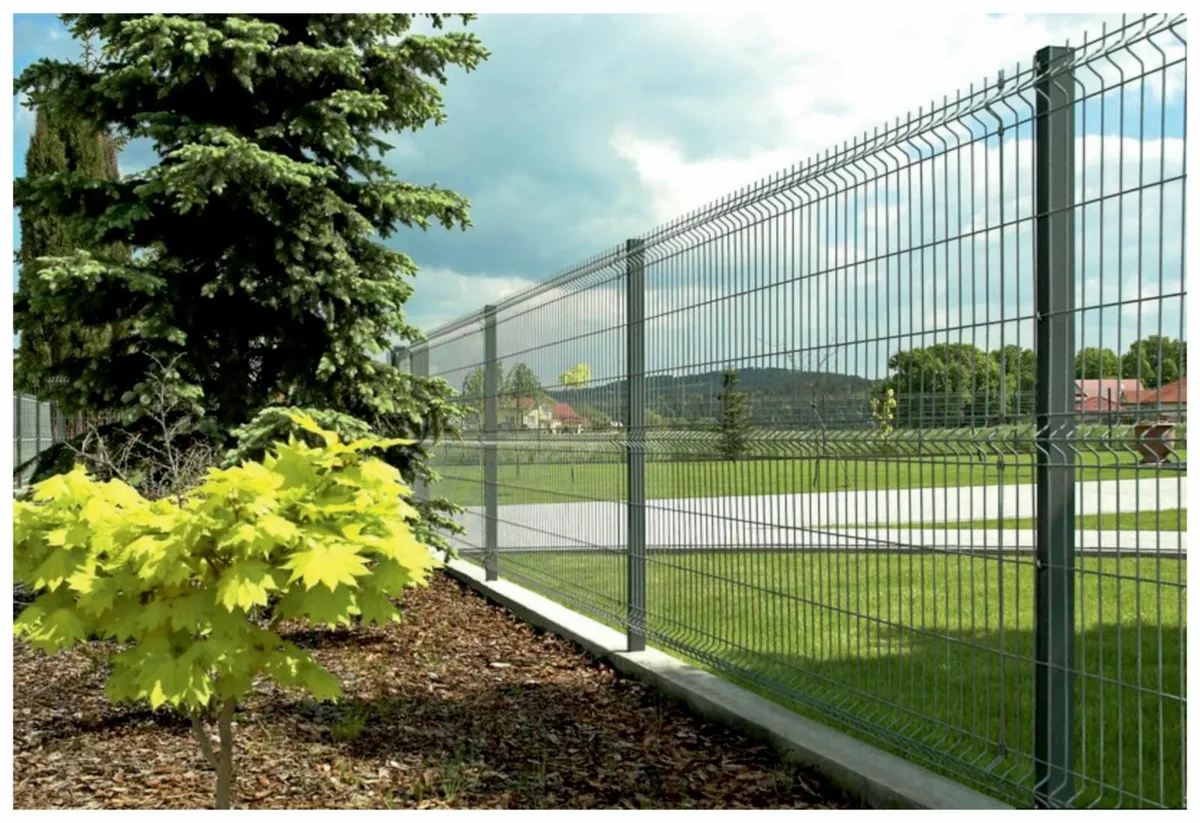 3D Panel Fencing  STORM PROOF   Green + Antharcite - Image 2