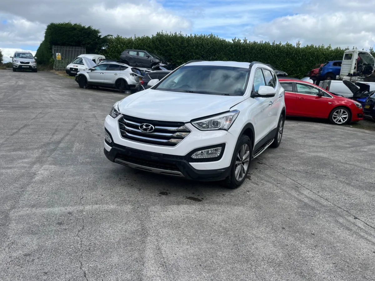 2015 Hyundai SANTA-FE 2.2  4X4   7 seater - Image 1