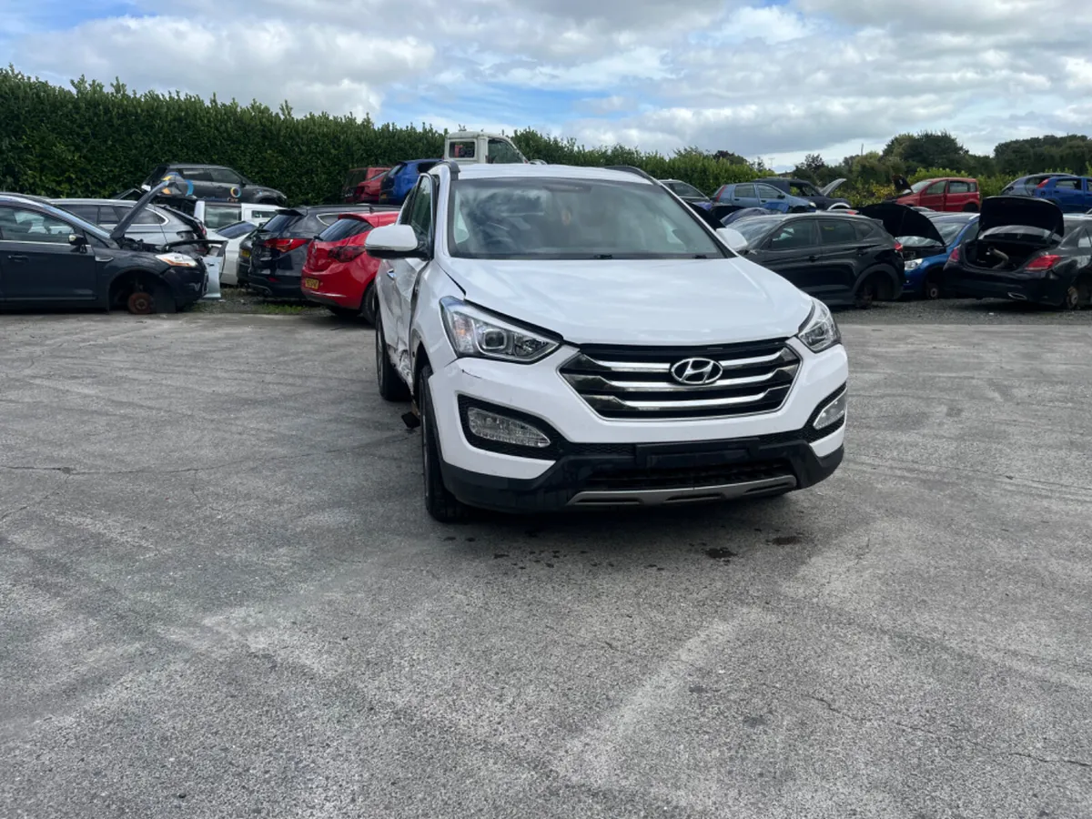 2015 Hyundai SANTA-FE 2.2  4X4   7 seater - Image 2