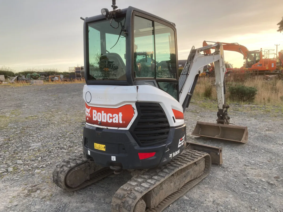 Bobcat e27 - Image 4