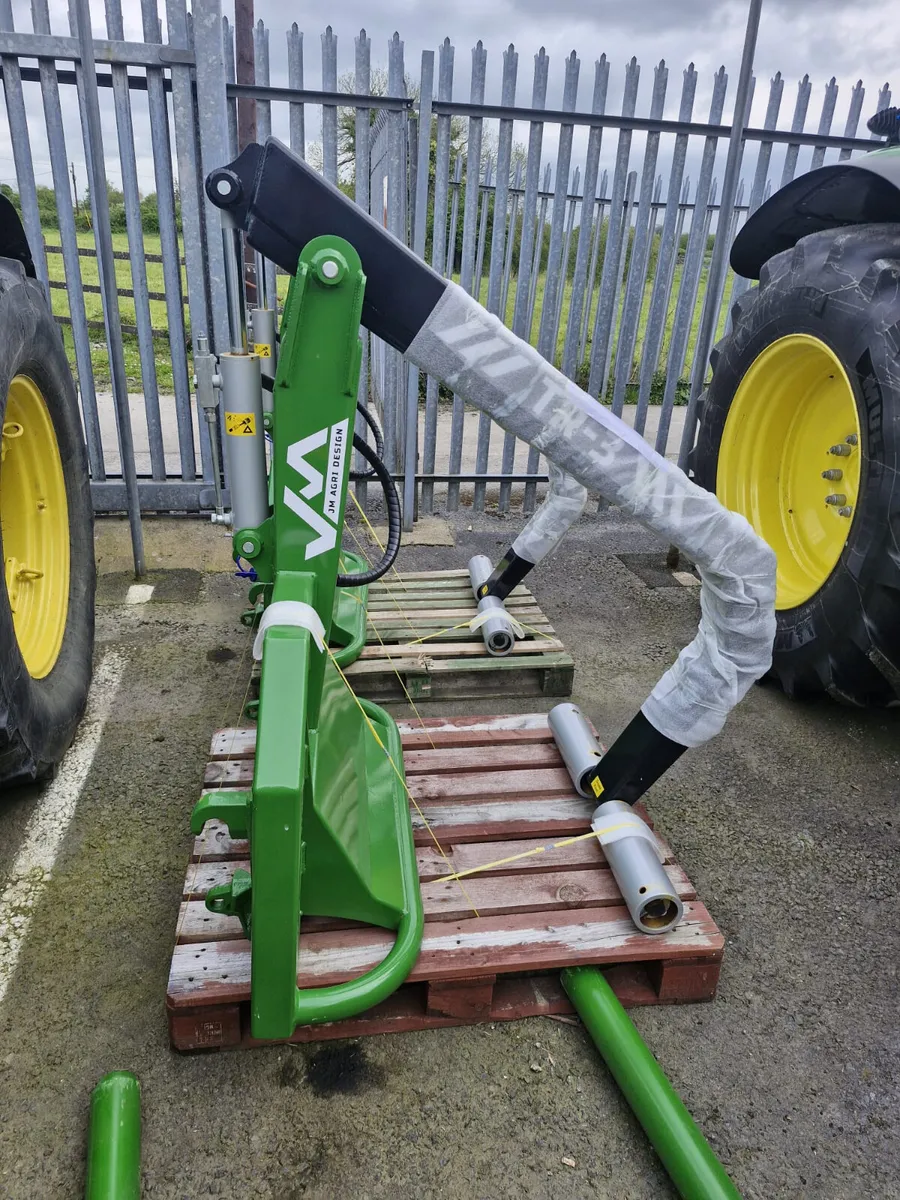 TR-3 Elephant Trunk - Image 1