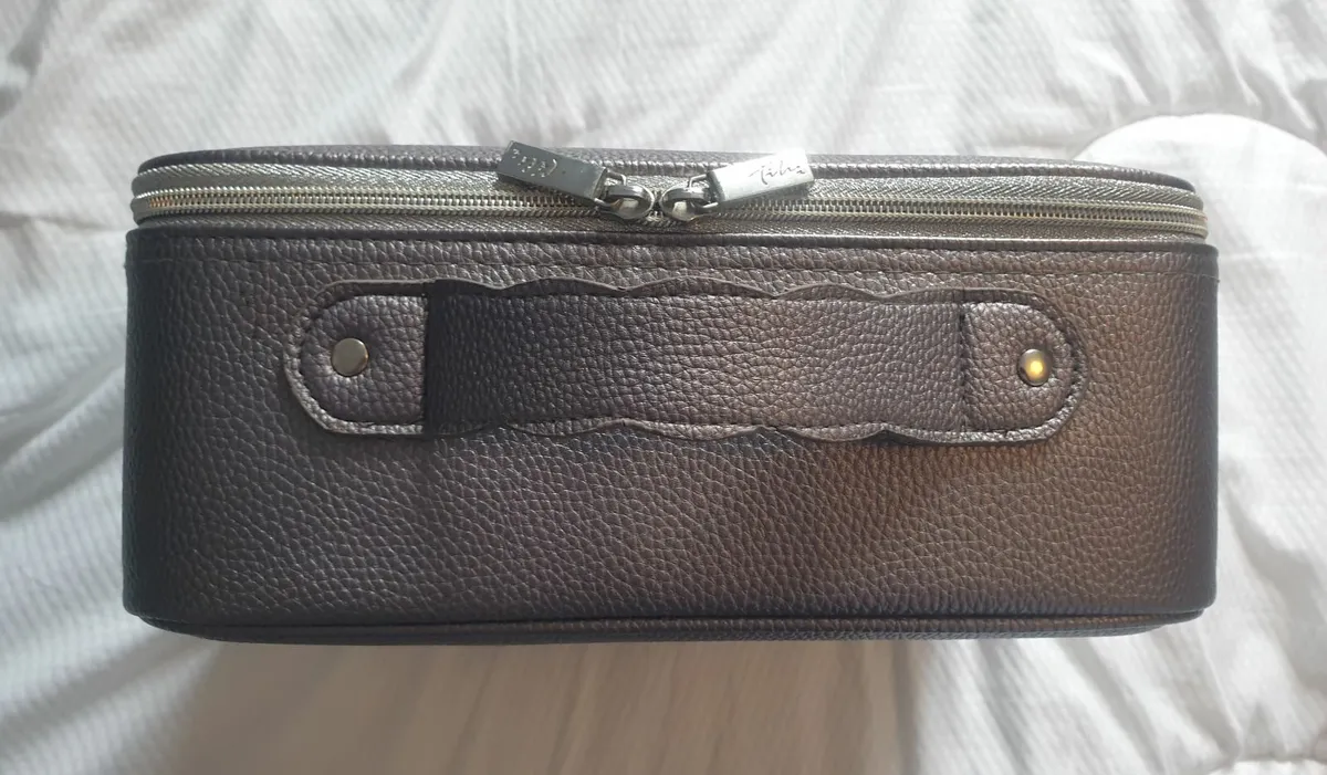 Make Up Bag - Image 2