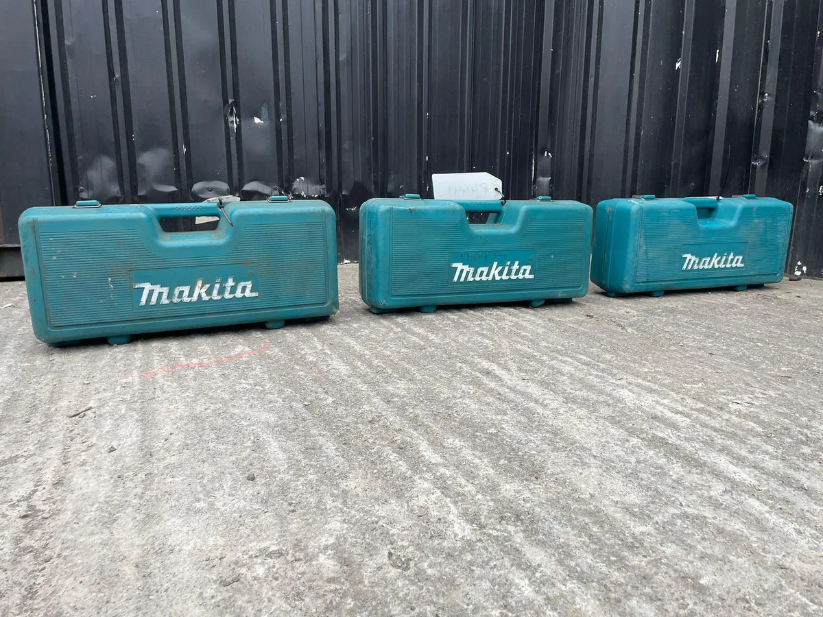 Selection of Makita KP0810 Planers - Image 1