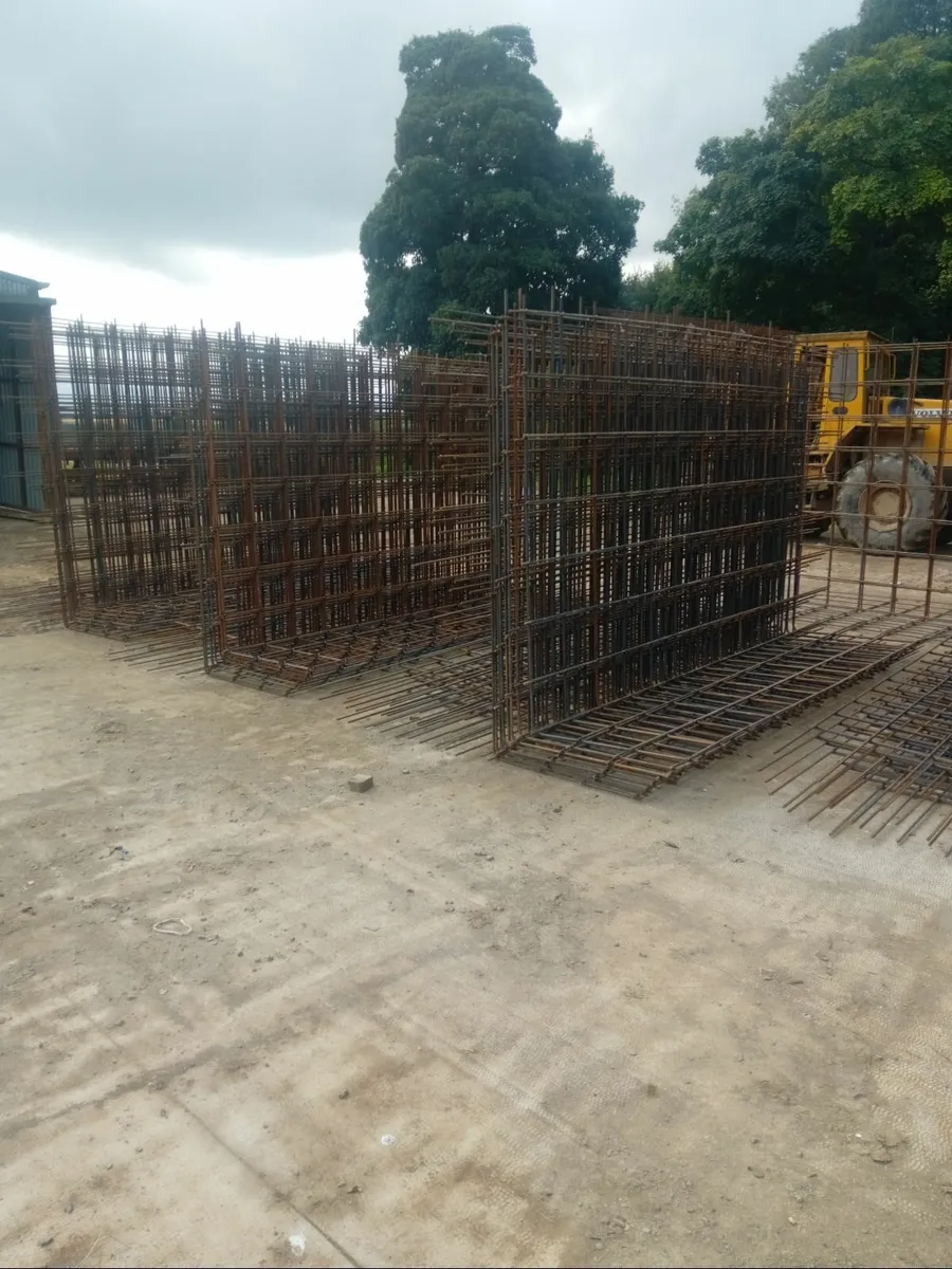 Shutters, formwork, reinforcing steel - Image 1