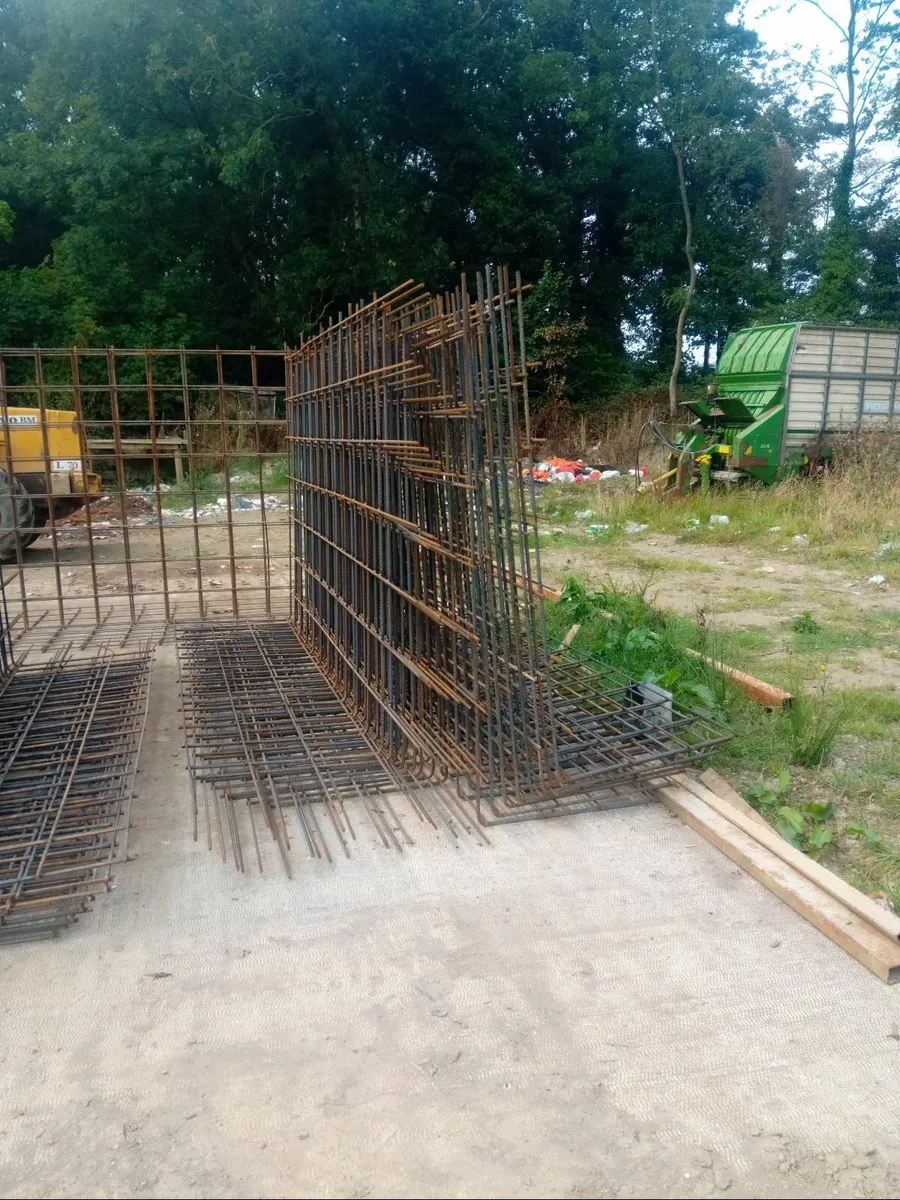 Shutters, formwork, reinforcing steel - Image 3