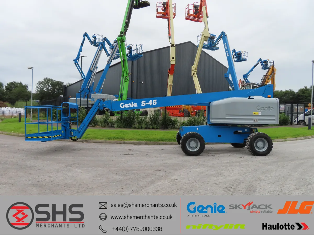 Genie S45 Boom Lift Access Platform SN2816 - Image 1