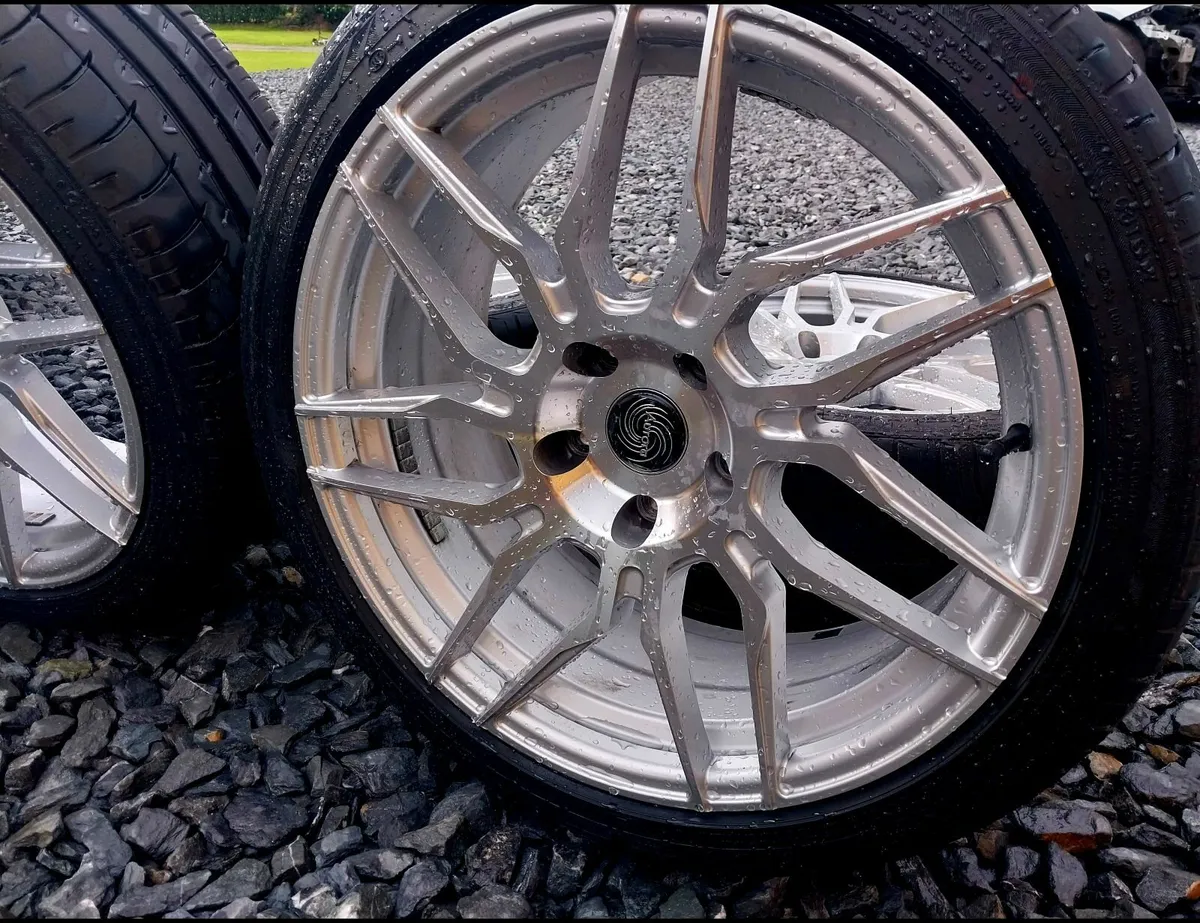 19inch BMW Staggered 5x120 Aurora Style - Image 3