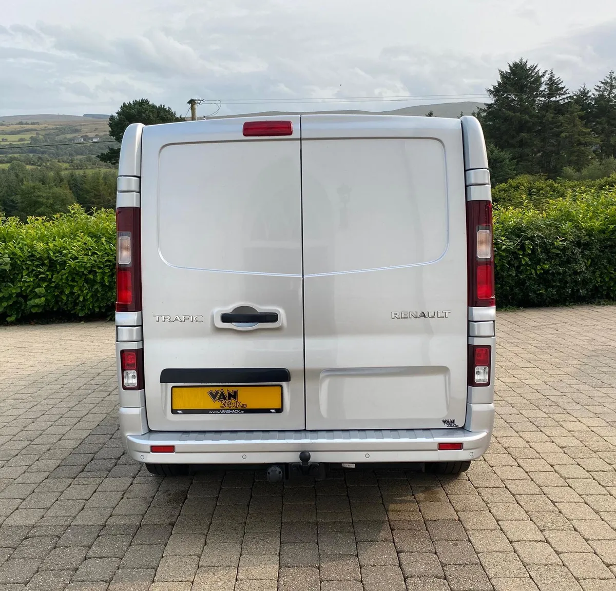 2021 (212 Reg) Renault Trafic Sport 150bhp Auto - Image 3