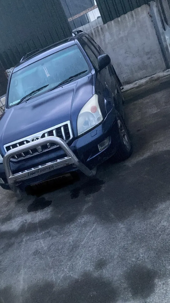 Toyota Landcruiser for breaking