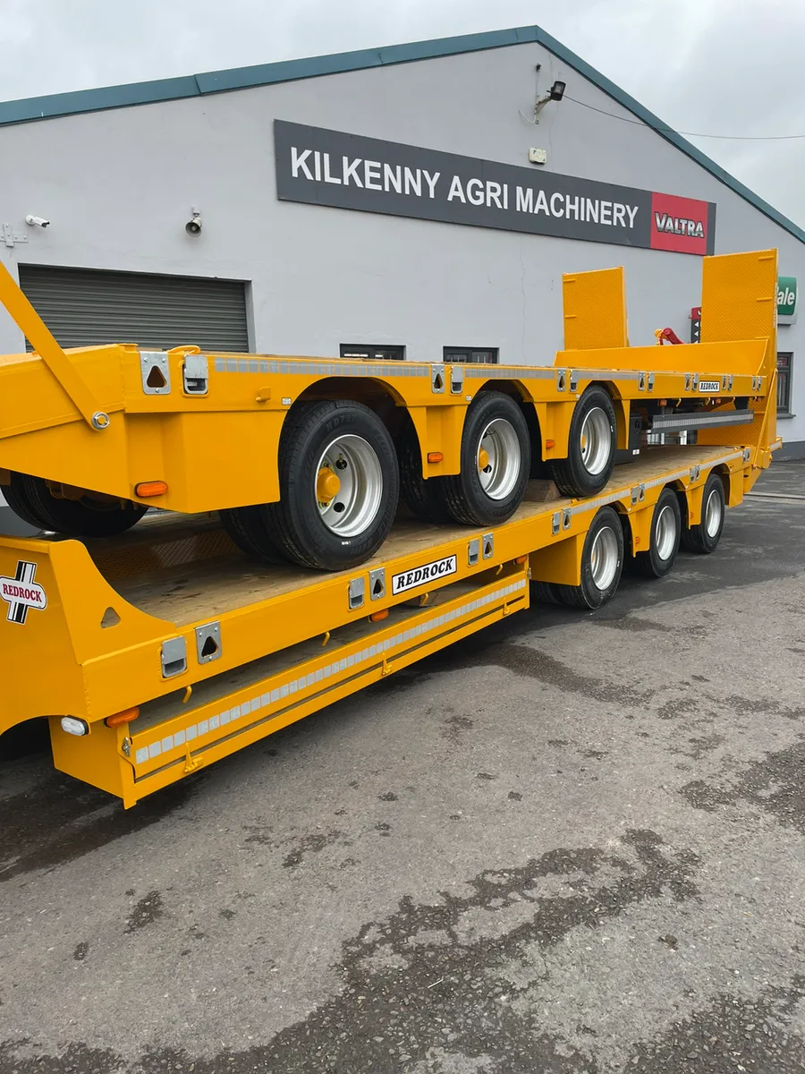Redrock 3 Axle Lowloader - Image 2