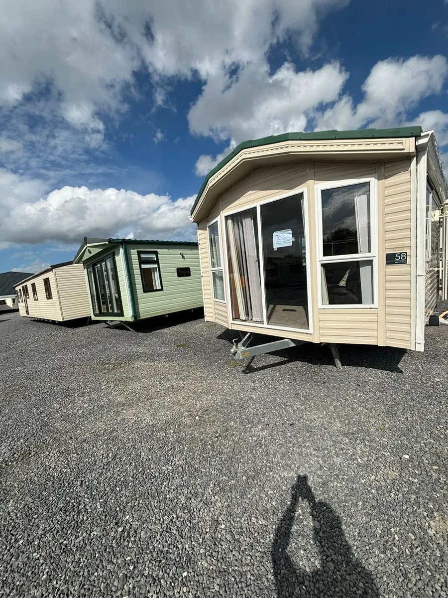 VALENTINES SALE ON, WHO FO YOU LOVE - Image 2