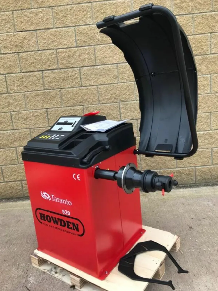 Taranto Wheel Balancer 230v - Image 4